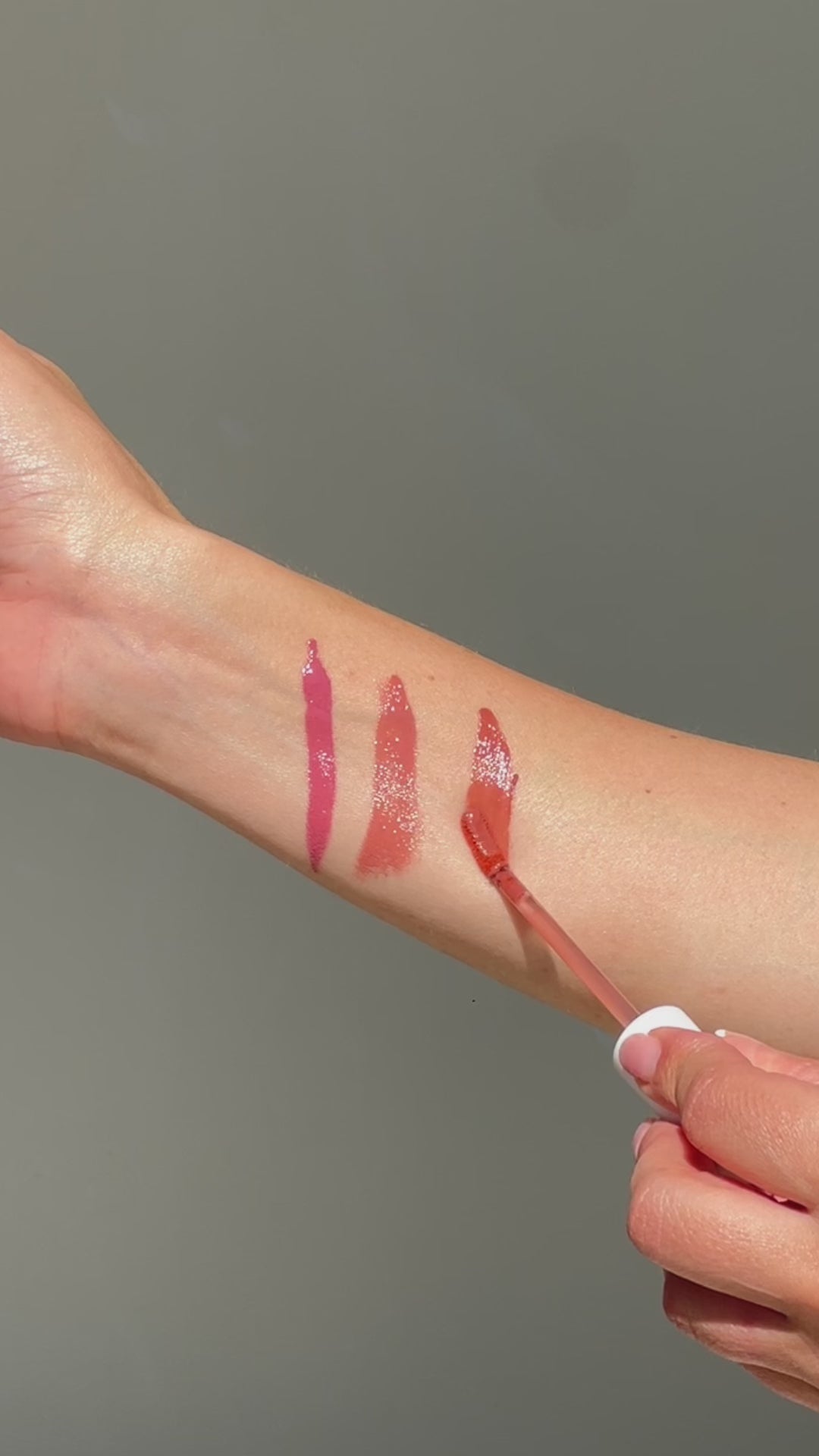 Load video: <div class="metafield-rich_text_field"><p>The <strong>Smashed Liquid Lipstick</strong> is powered by naturally derived mineral pigments, delivering long-lasting, vibrant colour that effortlessly complements any look—whether it's day or night.</p></div>